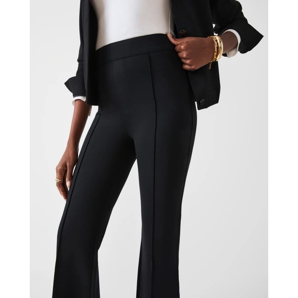 Spanx SPANXsupersmooth PerfectFit Ponte Flare Pant in Black Size XL - Picture 4 of 13